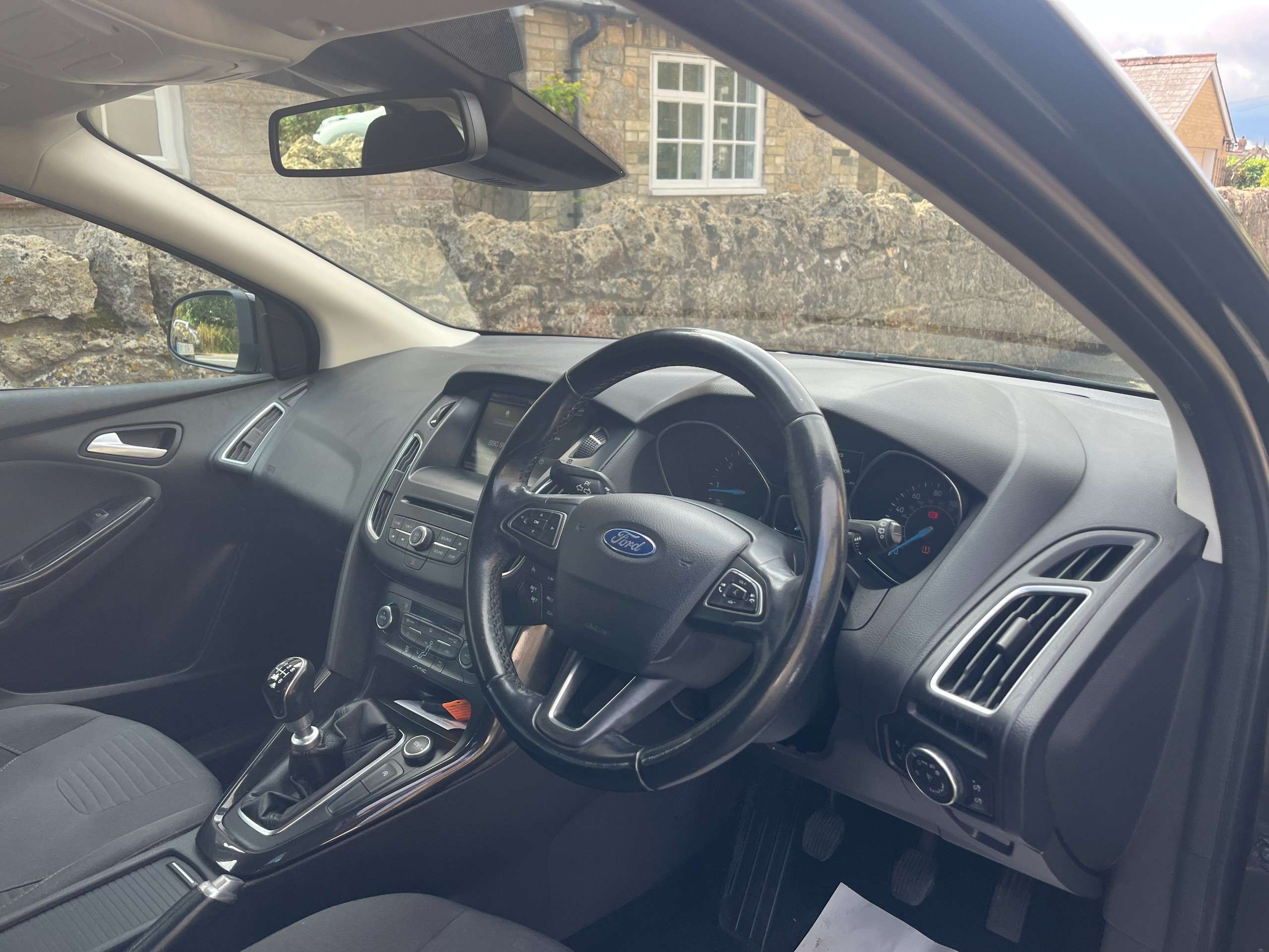 A 2015 FORD FOCUS 1.6 TDCi Titanium Hatchback 5dr Diesel Manual Euro 5 (s/s) (115 ps) A 2015 FORD FOCUS 1.6 TDCi Titanium Hatchback 5dr Diesel Manual Euro 5 (s/s) (115 ps)