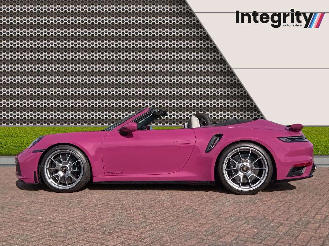 A 2023 PORSCHE 911 TURBO S PDK A 2023 PORSCHE 911 TURBO S PDK