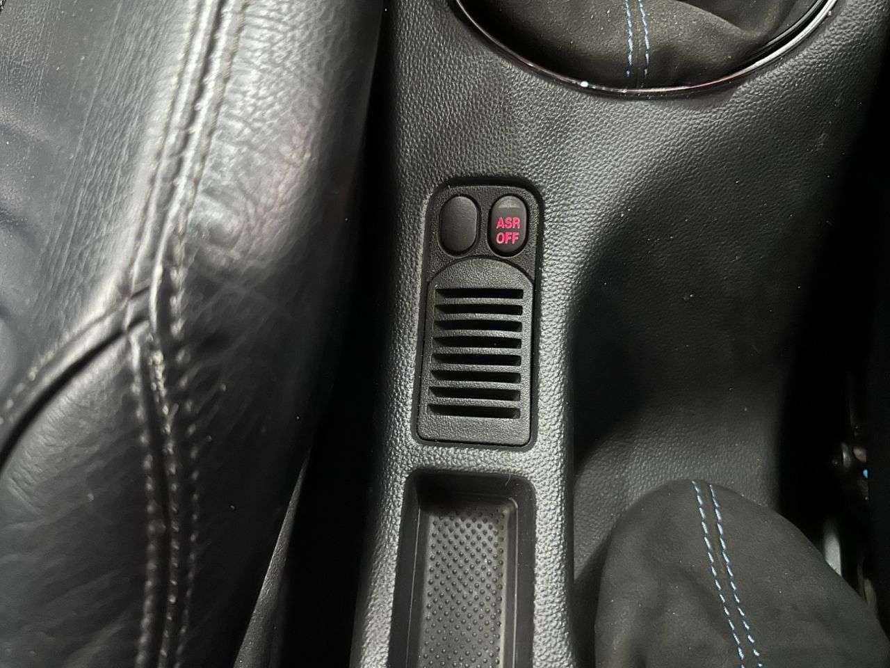 2003 ALFA ROMEO 147 2003 ALFA ROMEO 147