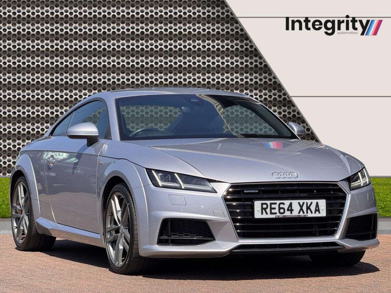 A 2014 AUDI TT 2.0 TFSI QUATTRO S LINE 2d 227 BHP Comfort & Sound Pk | Matrix Lights A 2014 AUDI TT 2.0 TFSI QUATTRO S LINE 2d 227 BHP Comfort & Sound Pk | Matrix Lights