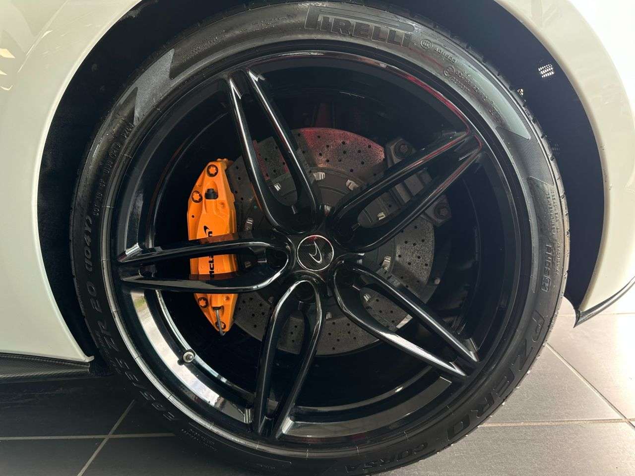 2011 MCLAREN 570S 2011 MCLAREN 570S