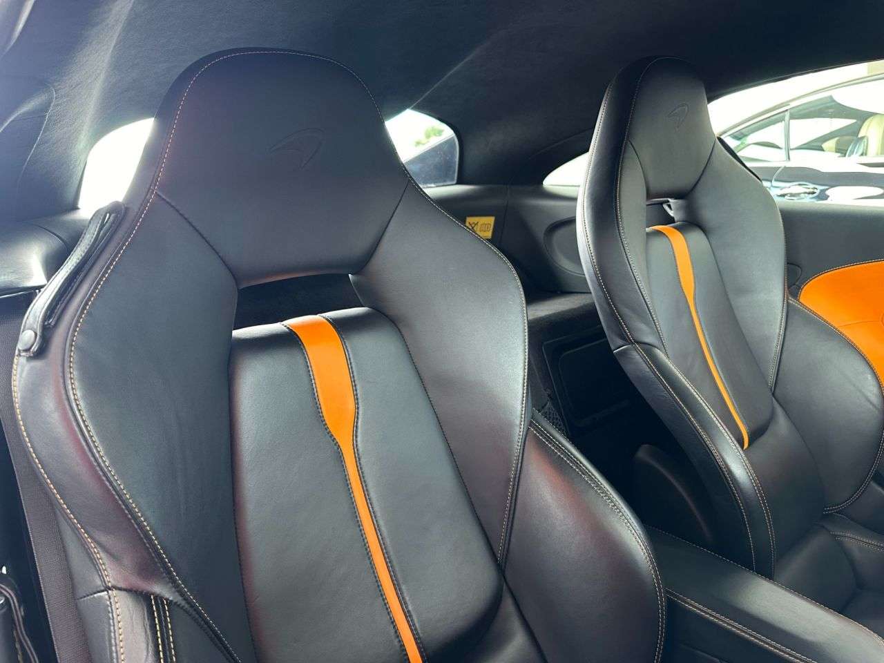 2011 MCLAREN 570S 2011 MCLAREN 570S