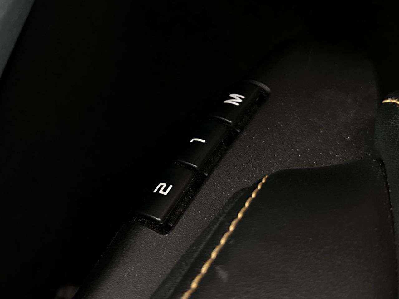 2011 MCLAREN 570S 2011 MCLAREN 570S