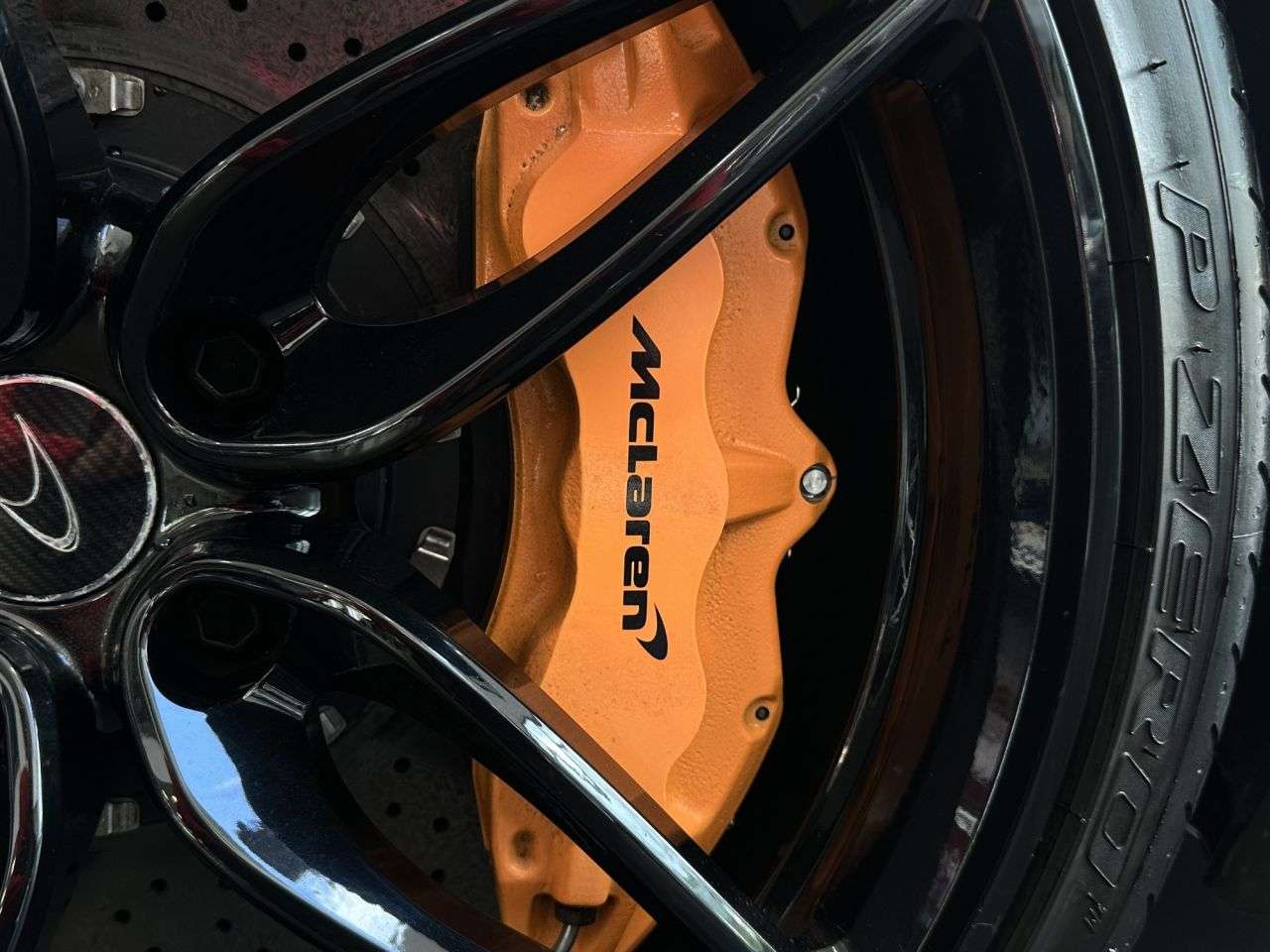 2011 MCLAREN 570S 2011 MCLAREN 570S