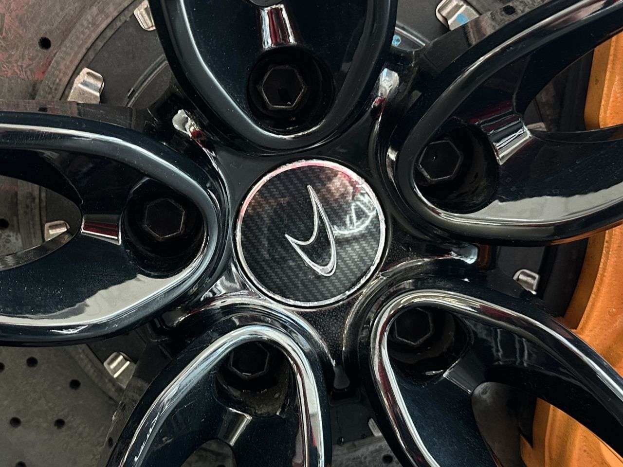 2011 MCLAREN 570S 2011 MCLAREN 570S