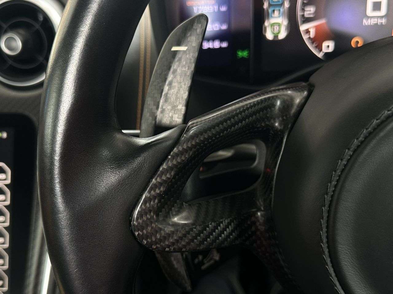 2011 MCLAREN 570S 2011 MCLAREN 570S