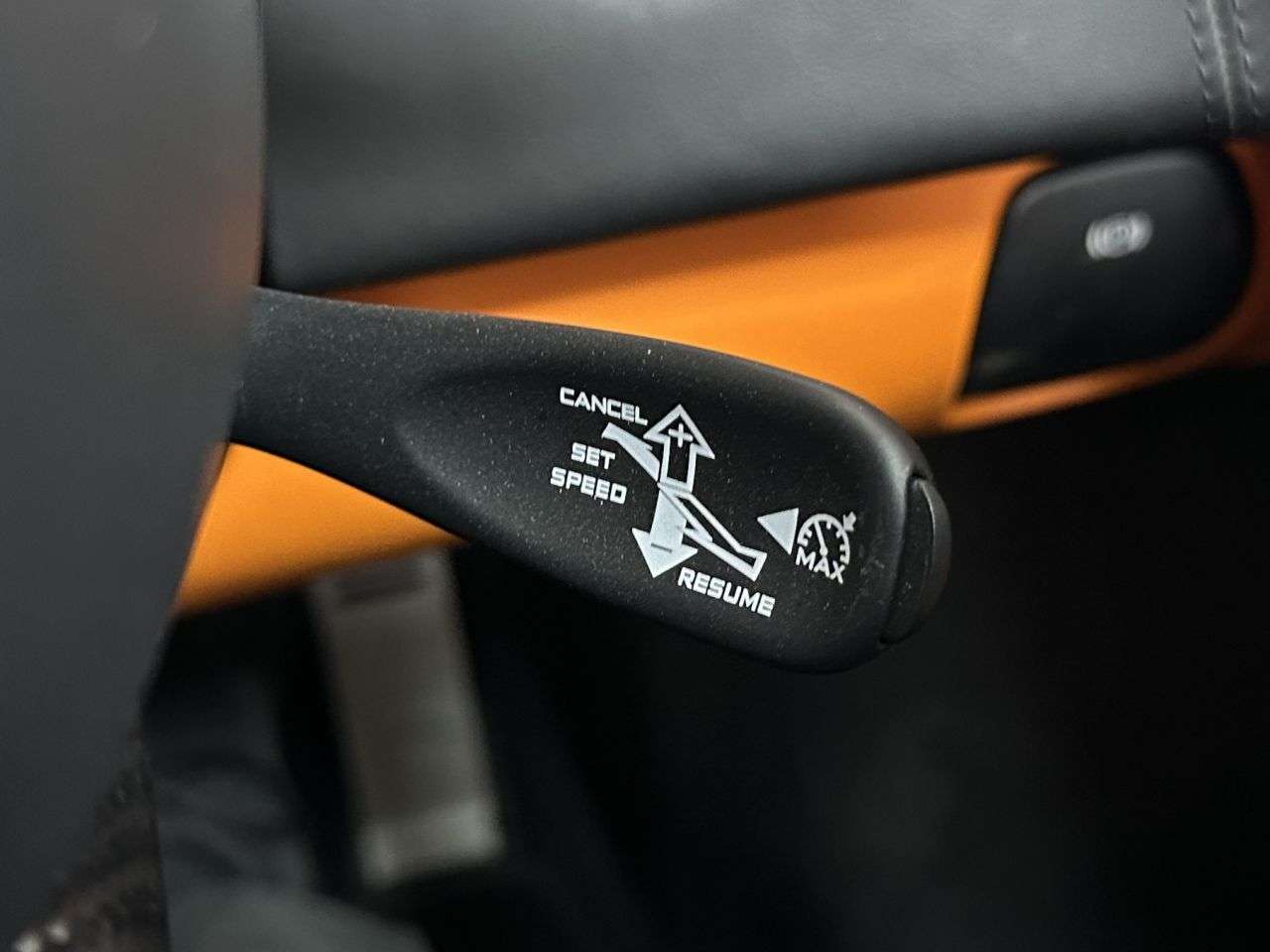 2011 MCLAREN 570S 2011 MCLAREN 570S