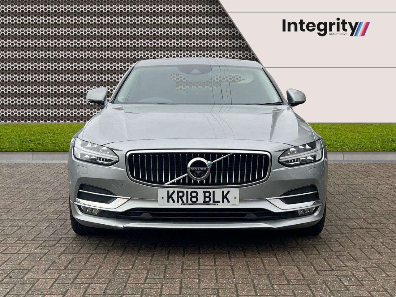 2018 VOLVO S90 2018 VOLVO S90