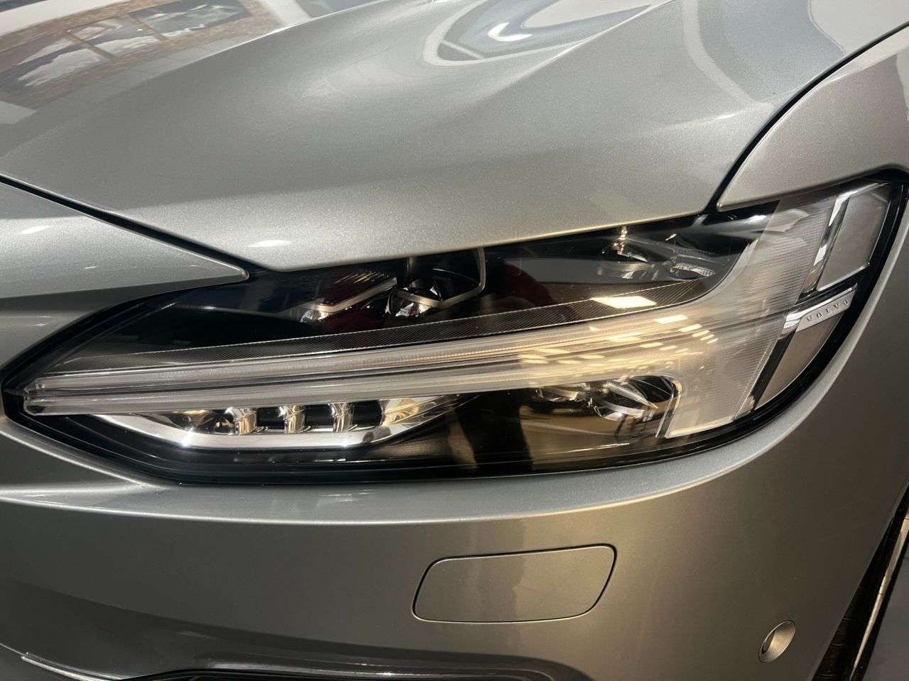 2018 VOLVO S90 2018 VOLVO S90