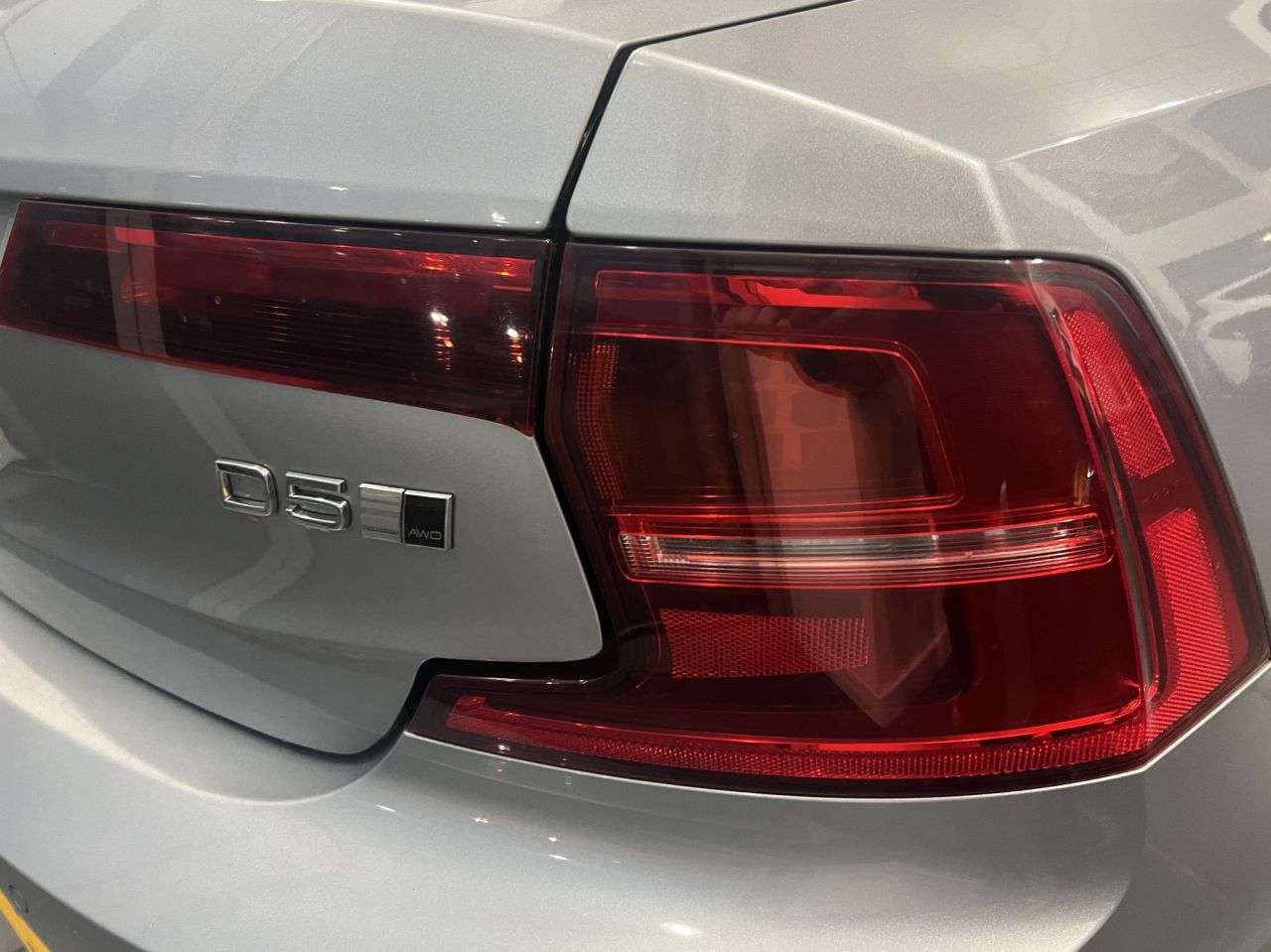 2018 VOLVO S90 2018 VOLVO S90