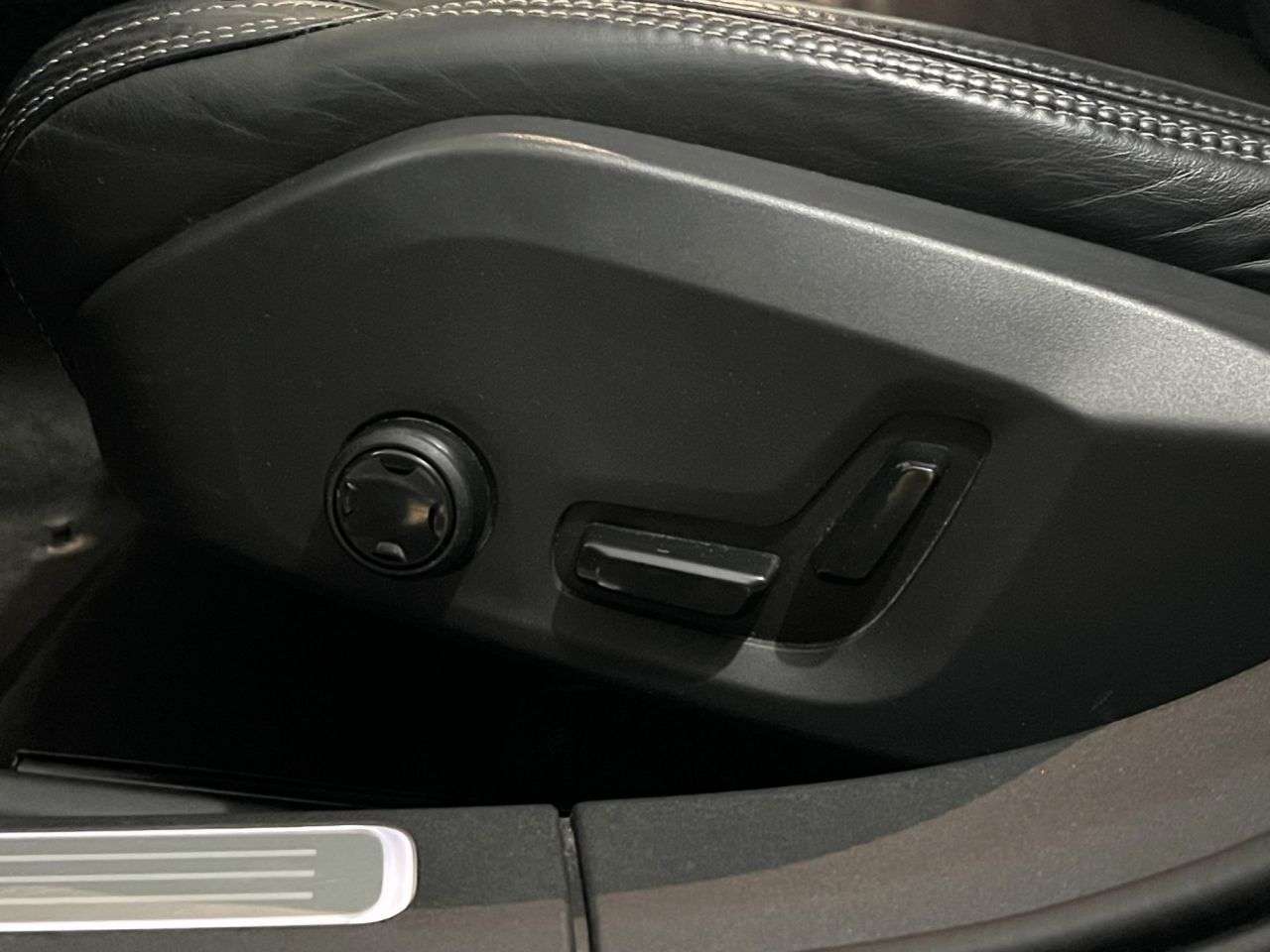 2018 VOLVO S90 2018 VOLVO S90