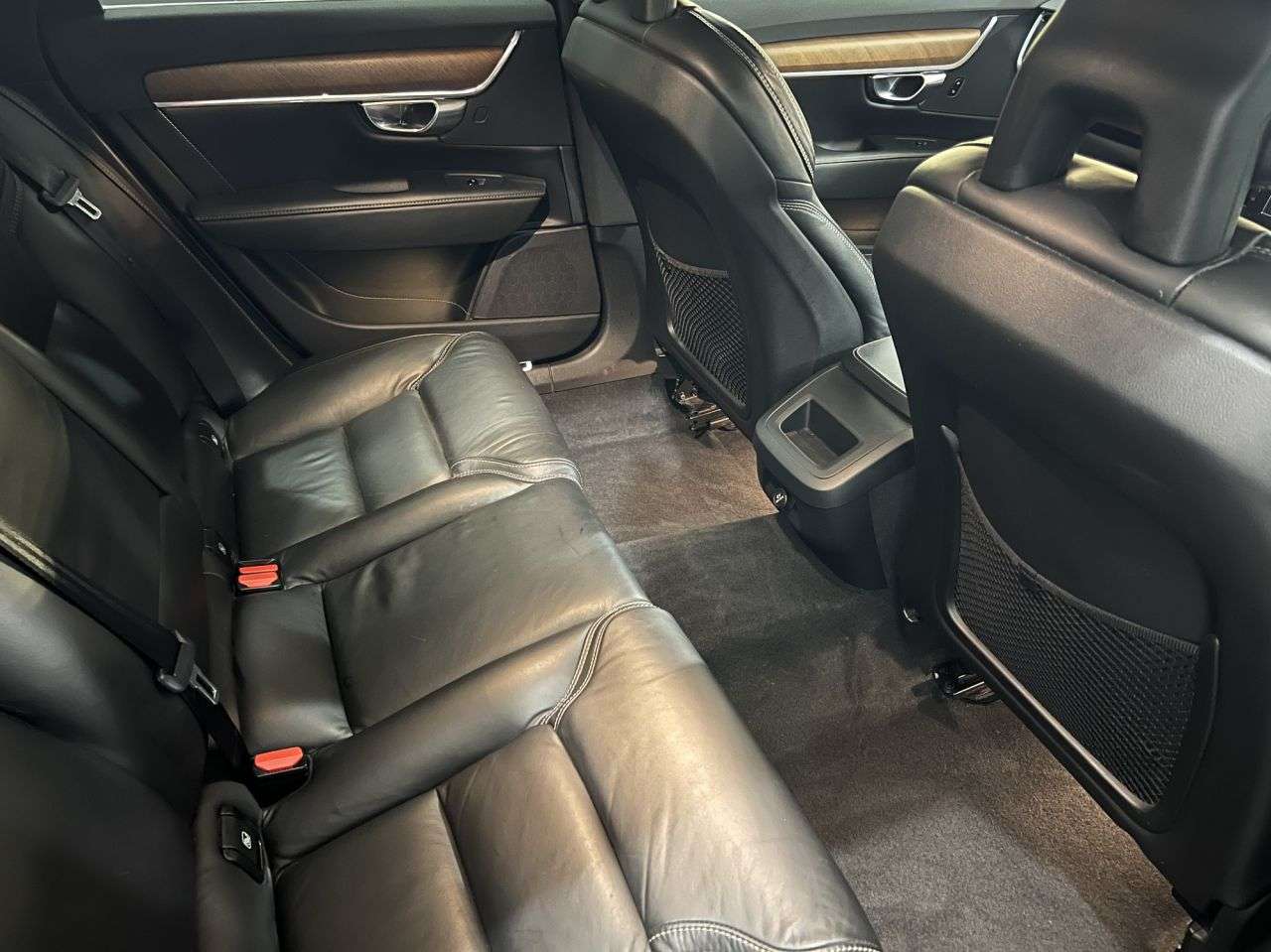 2018 VOLVO S90 2018 VOLVO S90