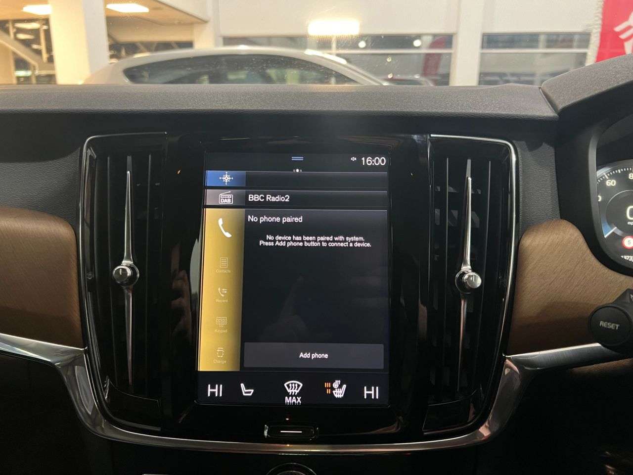 2018 VOLVO S90 2018 VOLVO S90