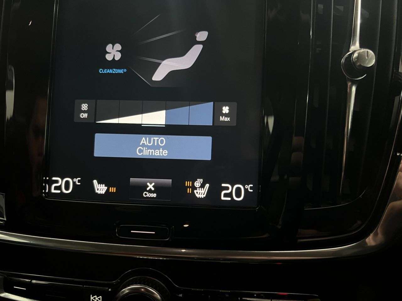 2018 VOLVO S90 2018 VOLVO S90