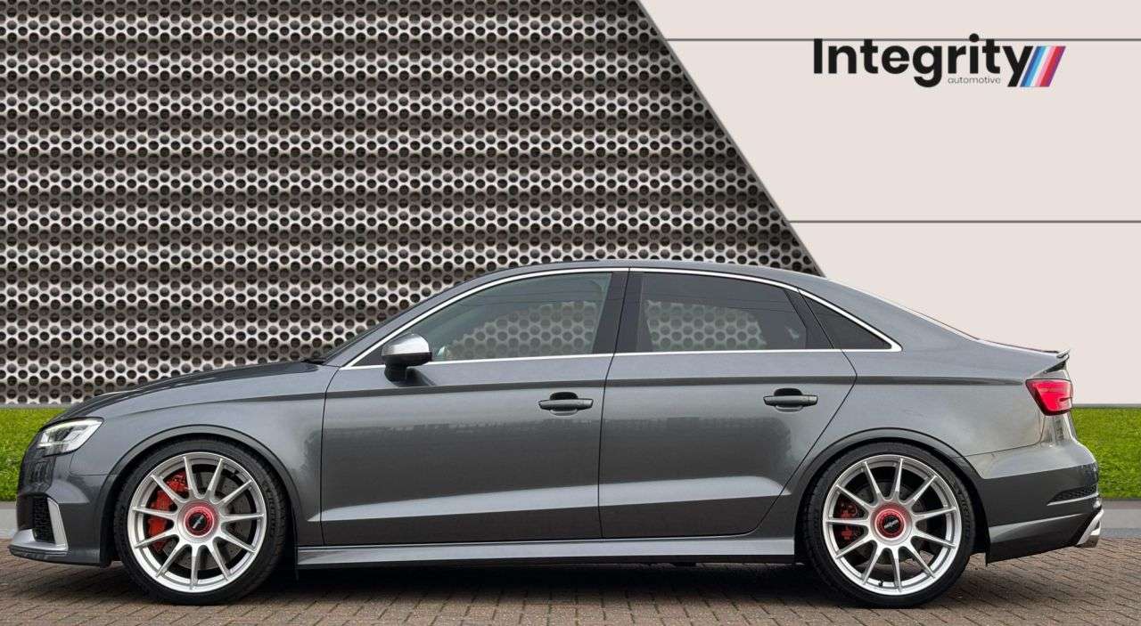 2017 AUDI RS3 2017 AUDI RS3