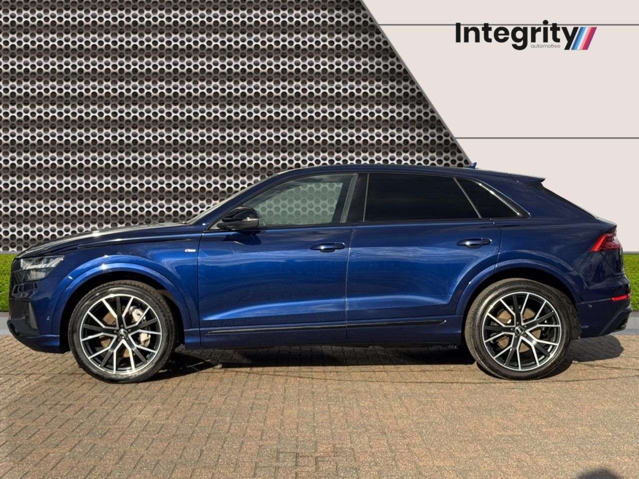 2019 AUDI Q8 2019 AUDI Q8