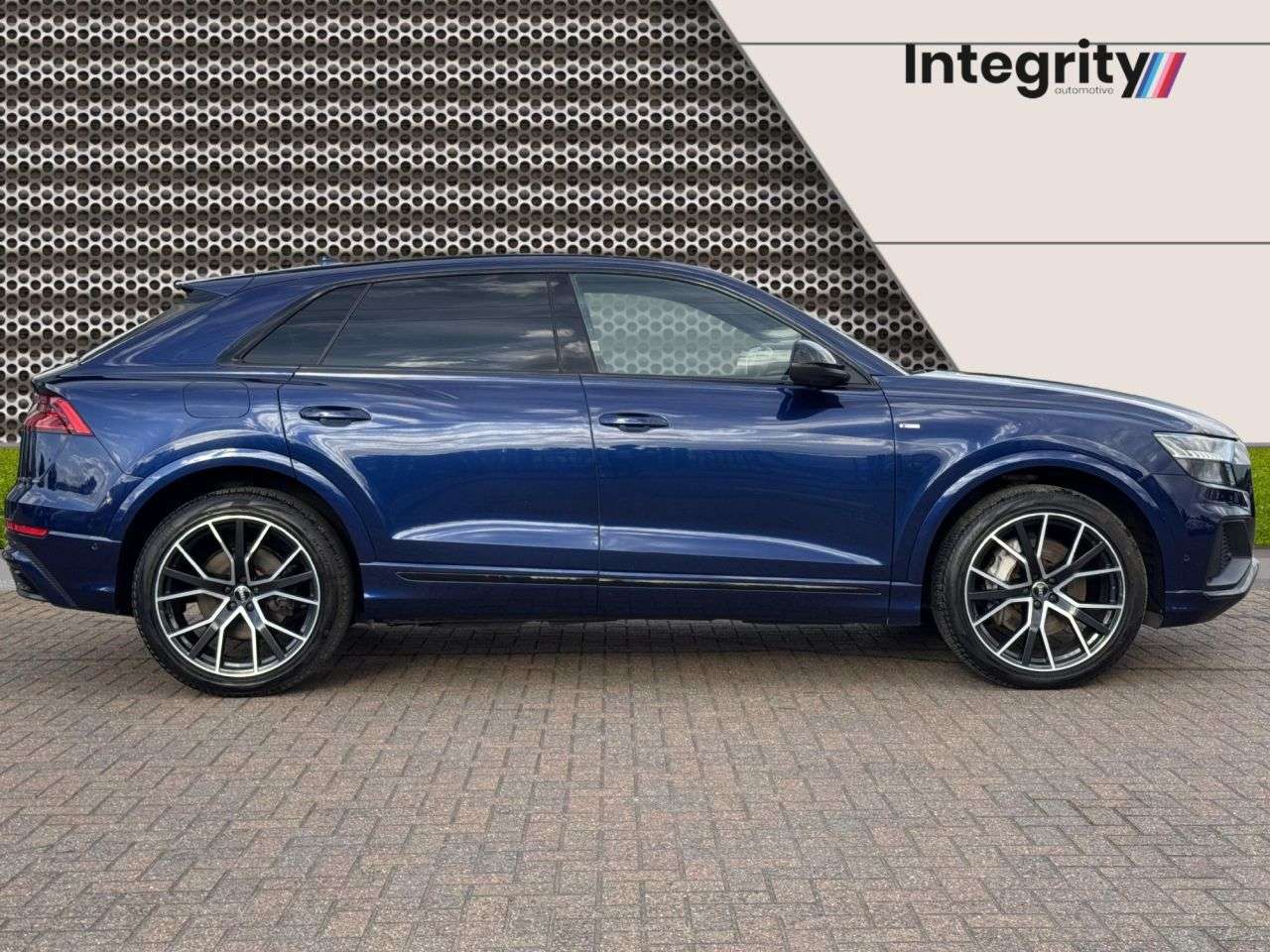 2019 AUDI Q8 2019 AUDI Q8
