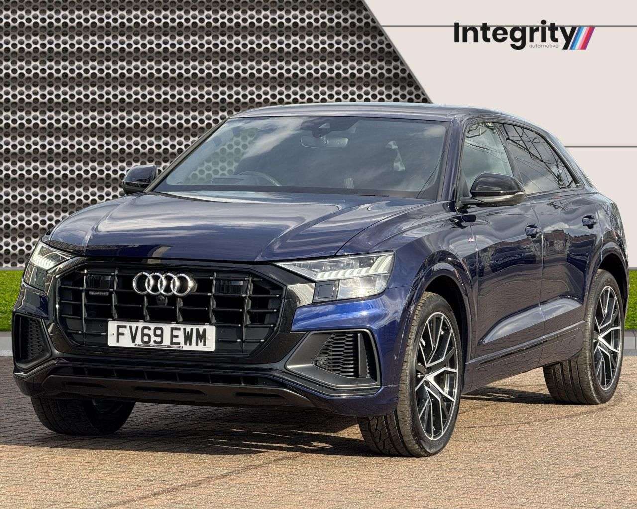 2019 AUDI Q8 2019 AUDI Q8