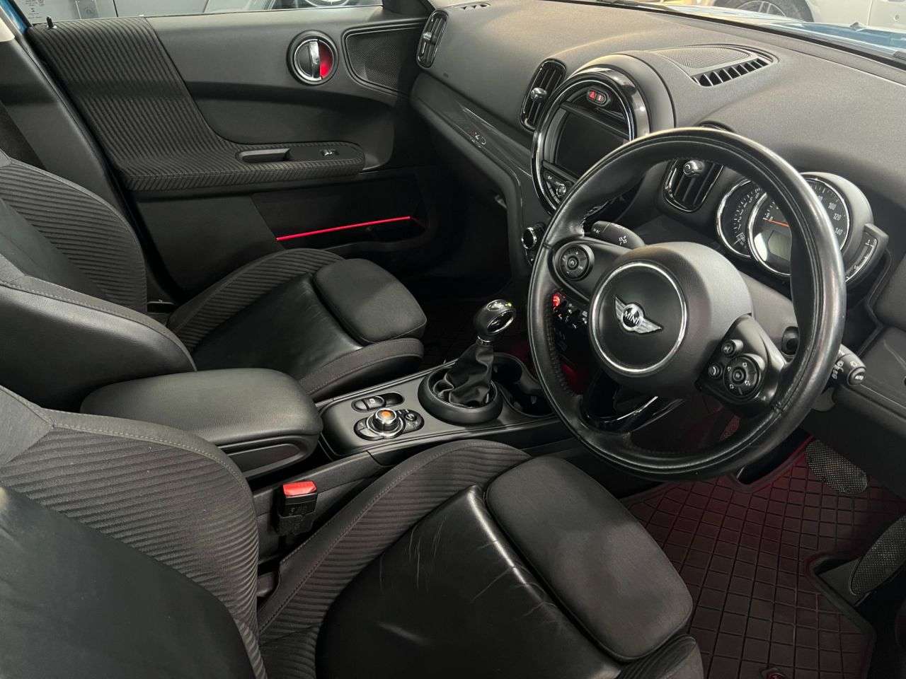 2017 MINI COUNTRYMAN 2017 MINI COUNTRYMAN