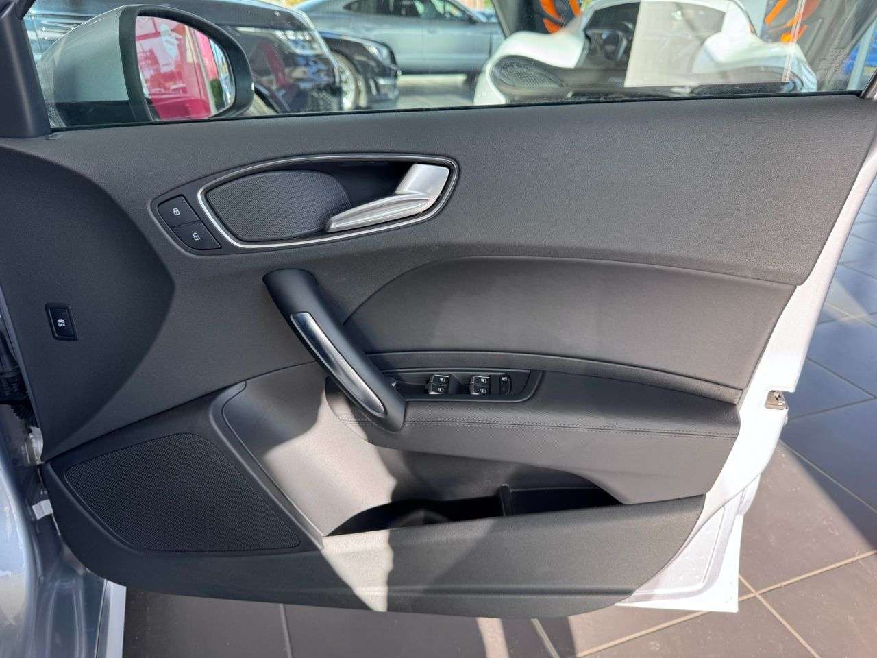 2016 AUDI A1 2016 AUDI A1