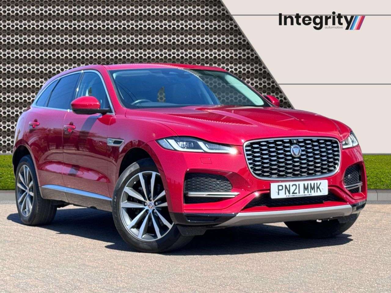 A 2021 JAGUAR F-PACE 2.0 P250i SE SUV 5dr Petrol Auto AWD Euro 6 (s/s) (250 ps) A 2021 JAGUAR F-PACE 2.0 P250i SE SUV 5dr Petrol Auto AWD Euro 6 (s/s) (250 ps)