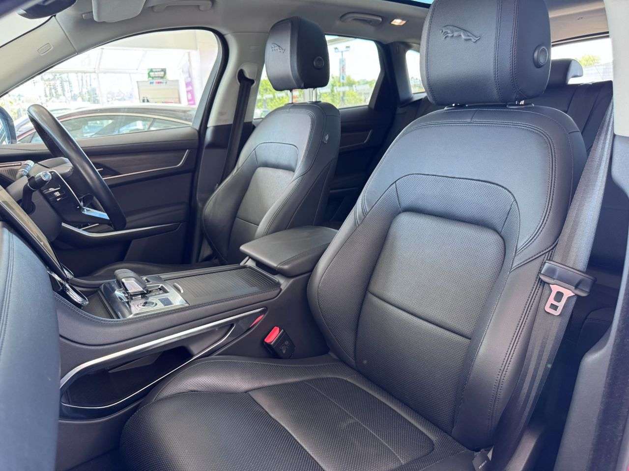 2021 JAGUAR F-PACE 2021 JAGUAR F-PACE