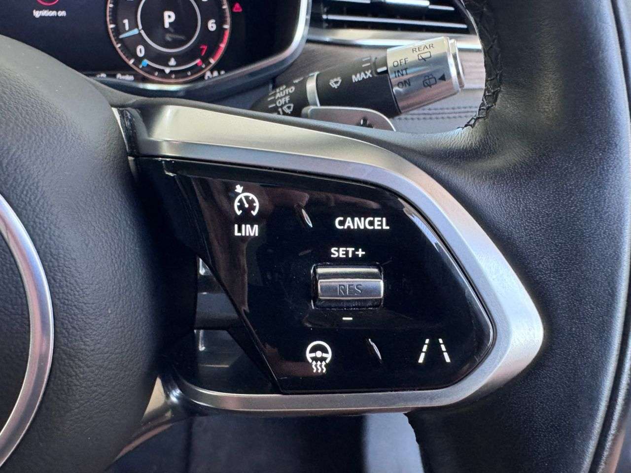 2021 JAGUAR F-PACE 2021 JAGUAR F-PACE