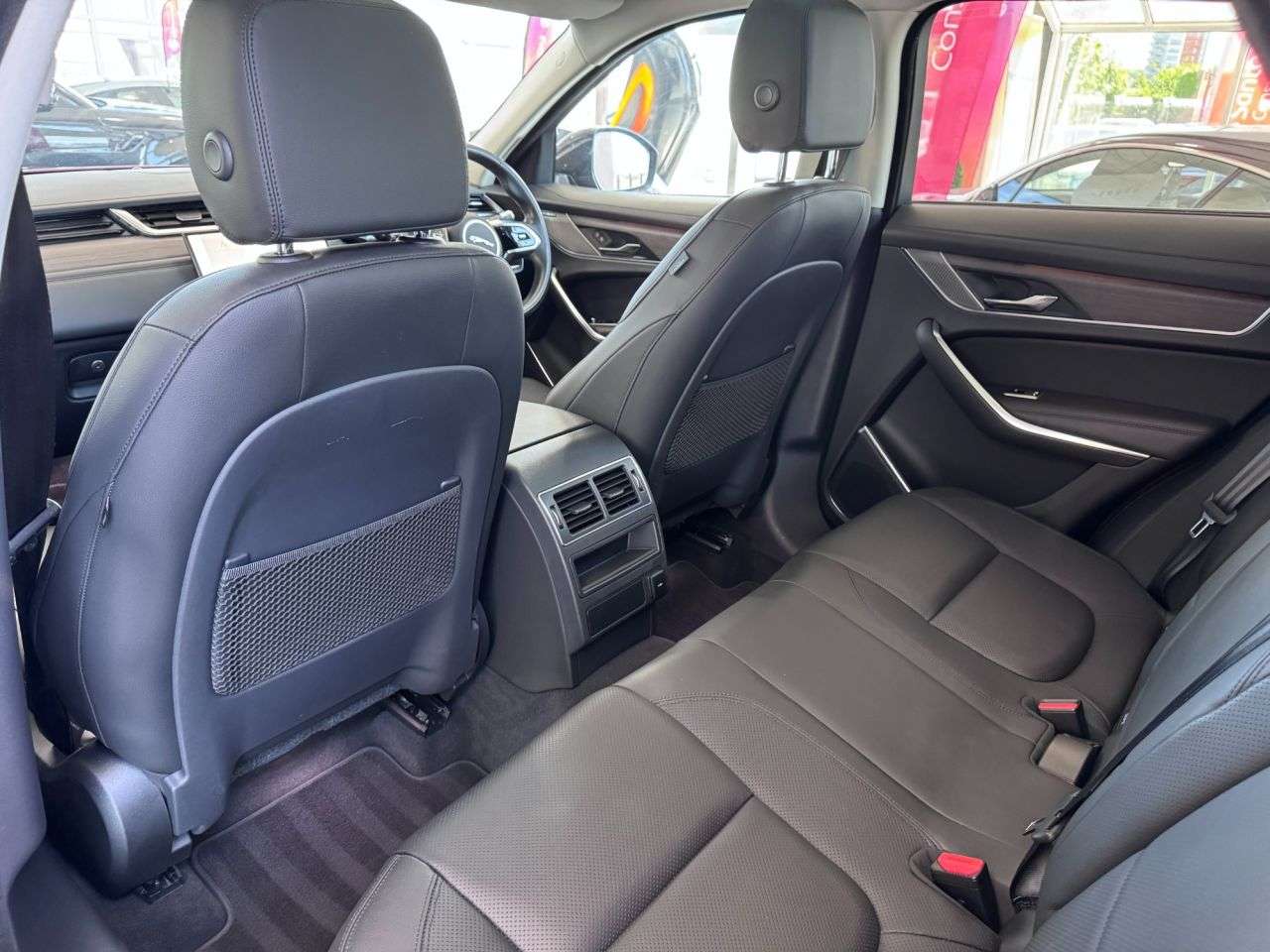 2021 JAGUAR F-PACE 2021 JAGUAR F-PACE