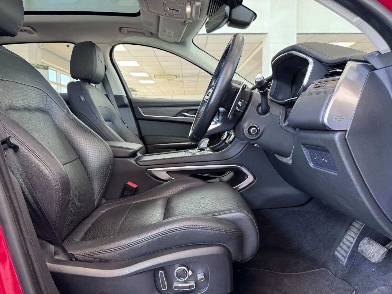 2021 JAGUAR F-PACE 2021 JAGUAR F-PACE