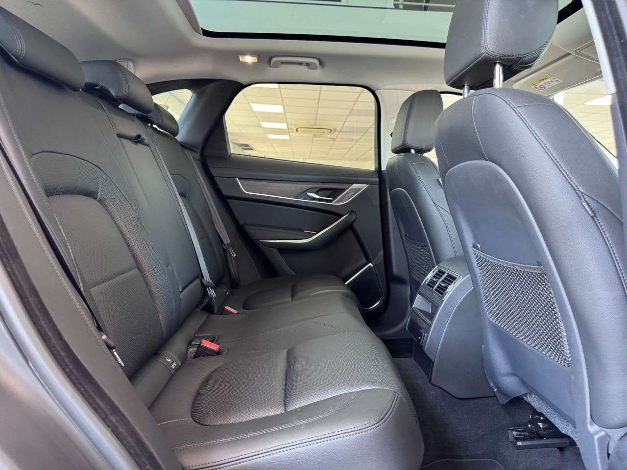 2021 JAGUAR F-PACE 2021 JAGUAR F-PACE