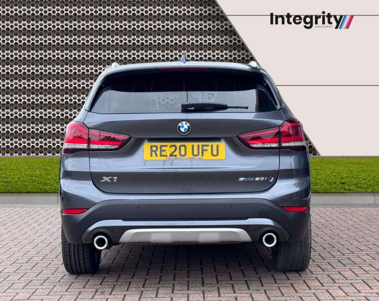 A 2020 BMW X1 2.0 20i xLine SUV 5dr Petrol DCT sDrive Euro 6 (s/s) (192 ps) 7 Services | A 2020 BMW X1 2.0 20i xLine SUV 5dr Petrol DCT sDrive Euro 6 (s/s) (192 ps) 7 Services |