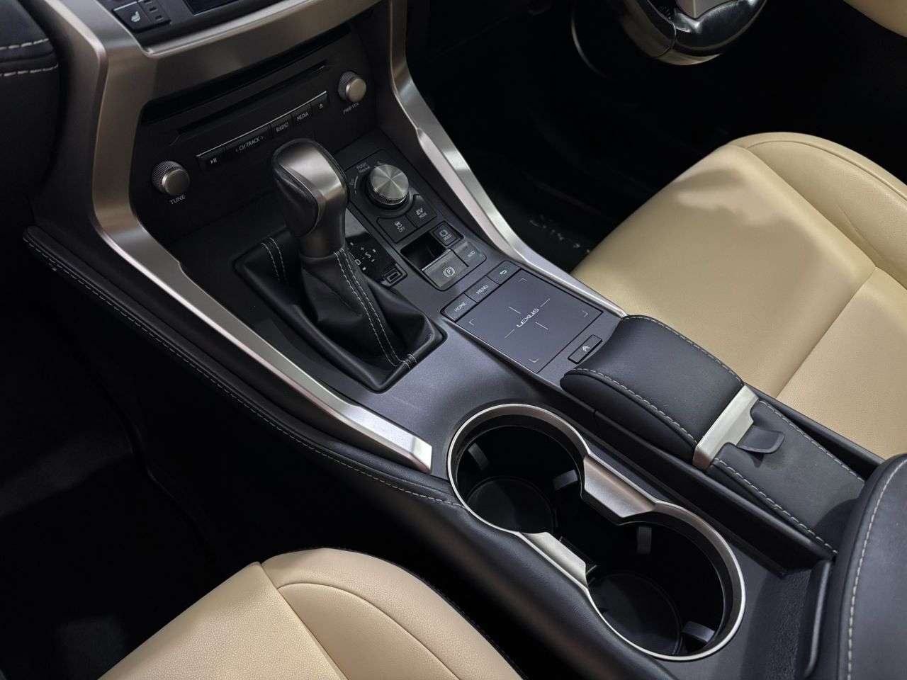 2020 LEXUS NX 2020 LEXUS NX