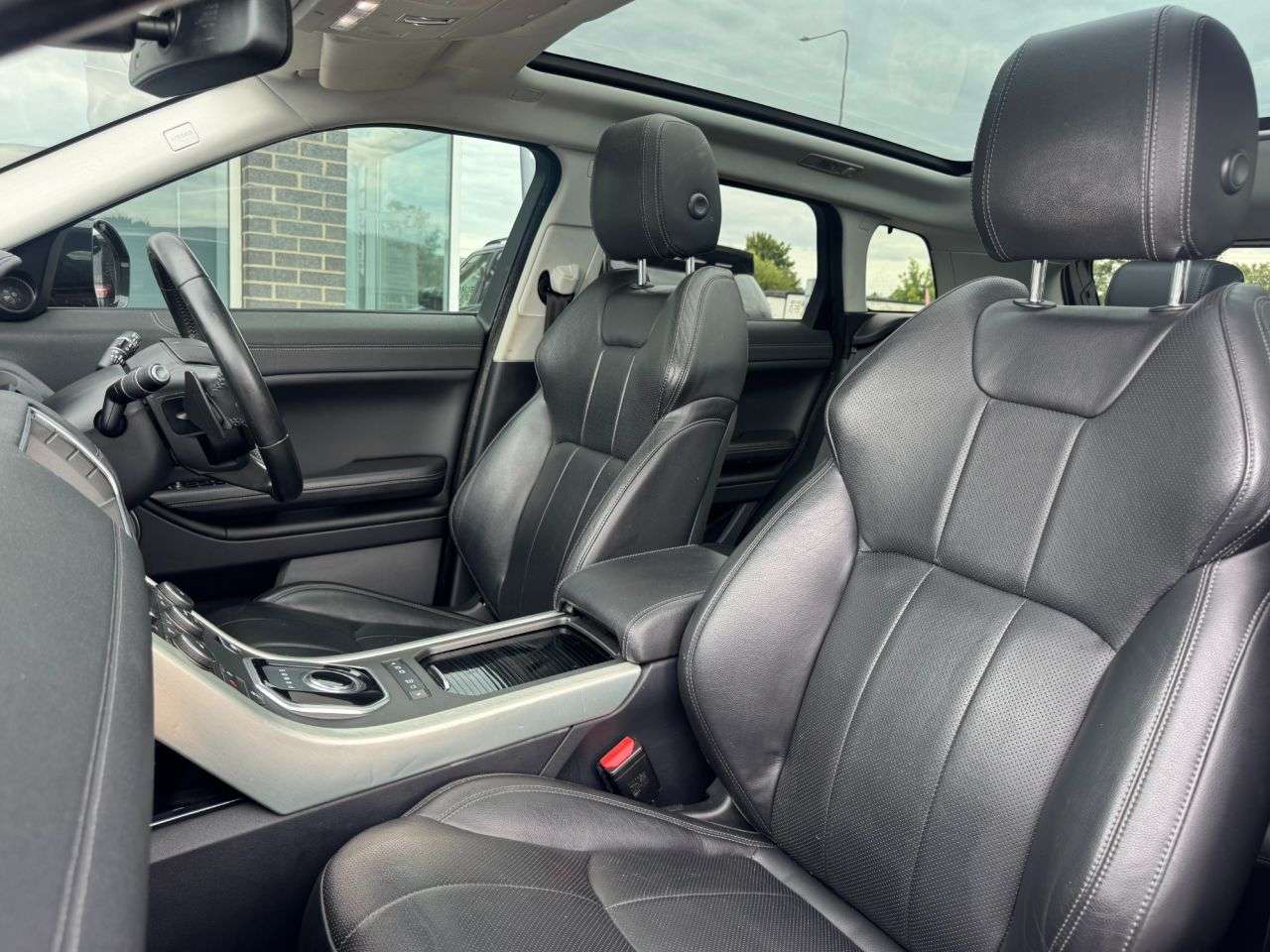 2018 LAND ROVER RANGE ROVER EVOQUE 2018 LAND ROVER RANGE ROVER EVOQUE