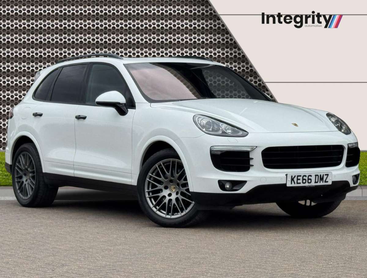 Check out this Porsche Cayenne 2017 Diesel Automatic