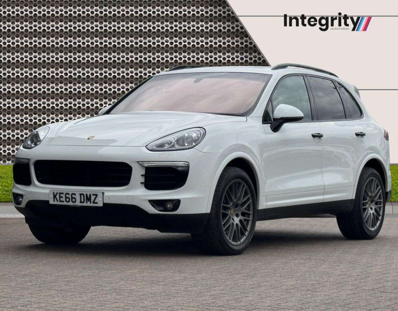 2017 PORSCHE CAYENNE 2017 PORSCHE CAYENNE