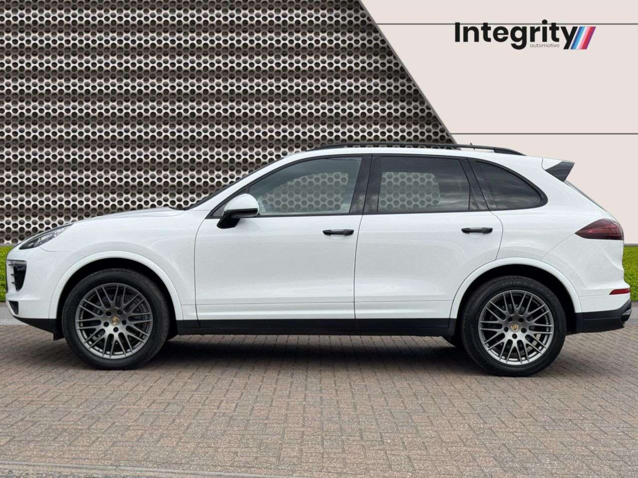 2017 PORSCHE CAYENNE 2017 PORSCHE CAYENNE