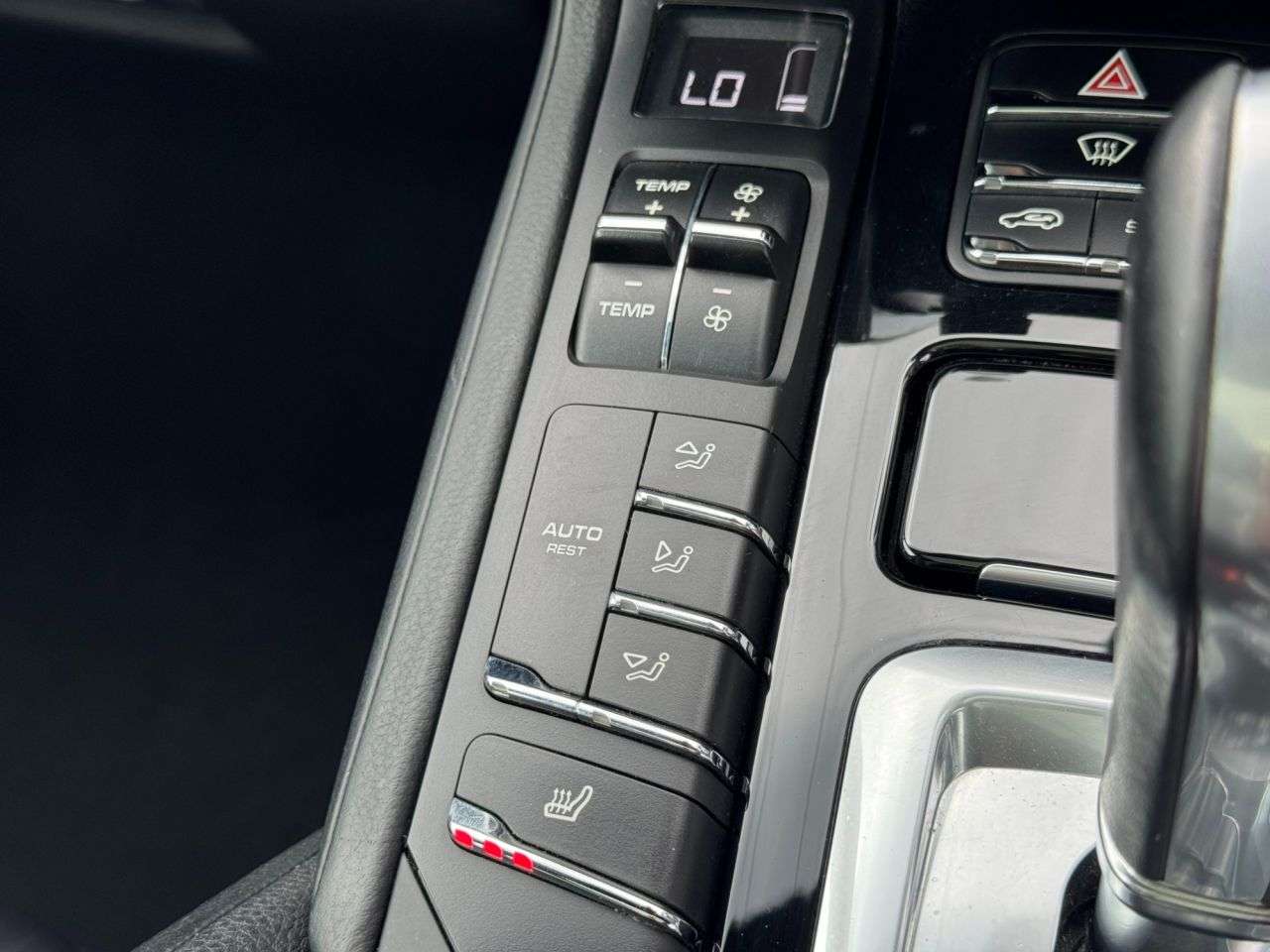 2017 PORSCHE CAYENNE 2017 PORSCHE CAYENNE