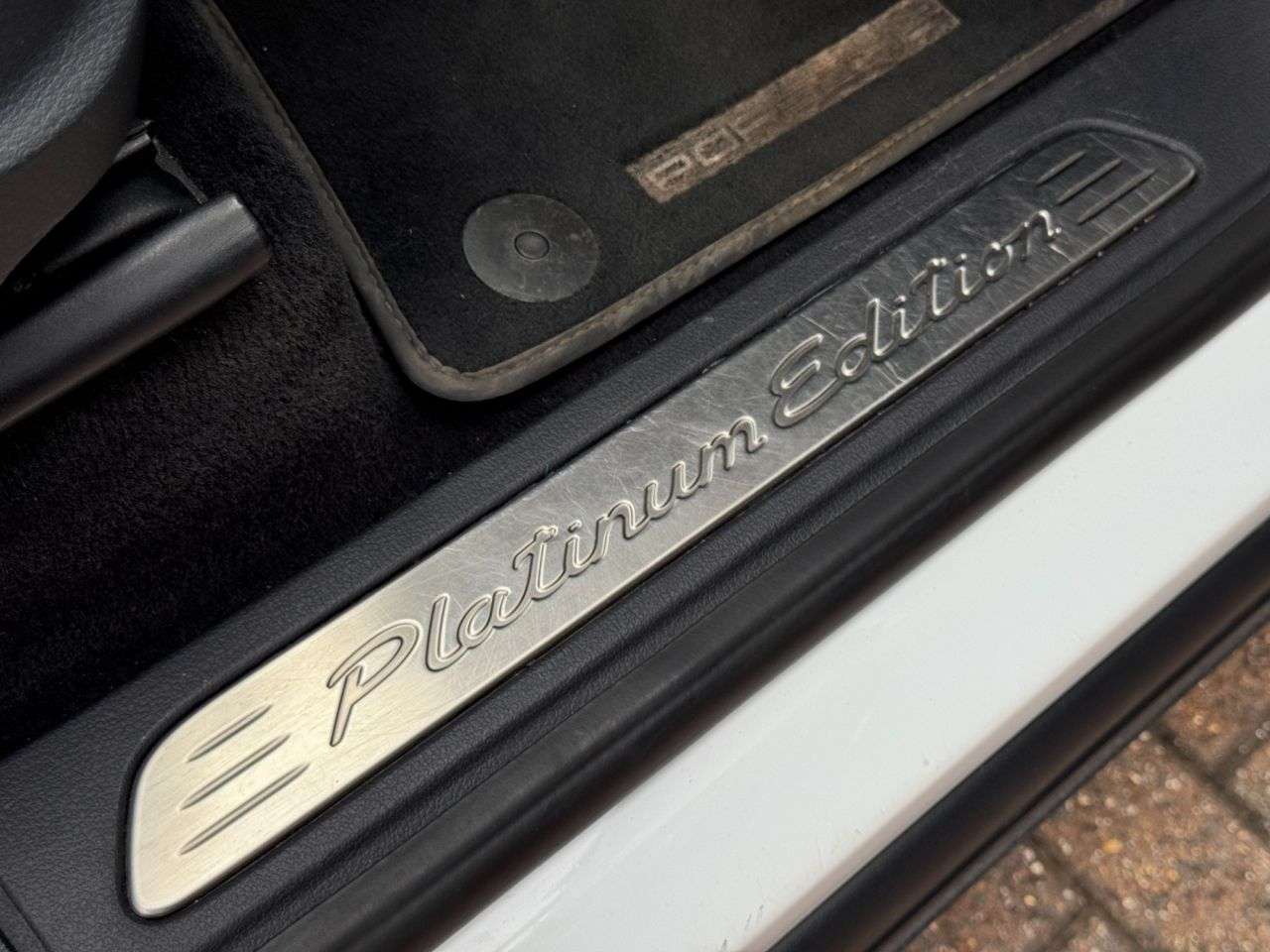 2017 PORSCHE CAYENNE 2017 PORSCHE CAYENNE