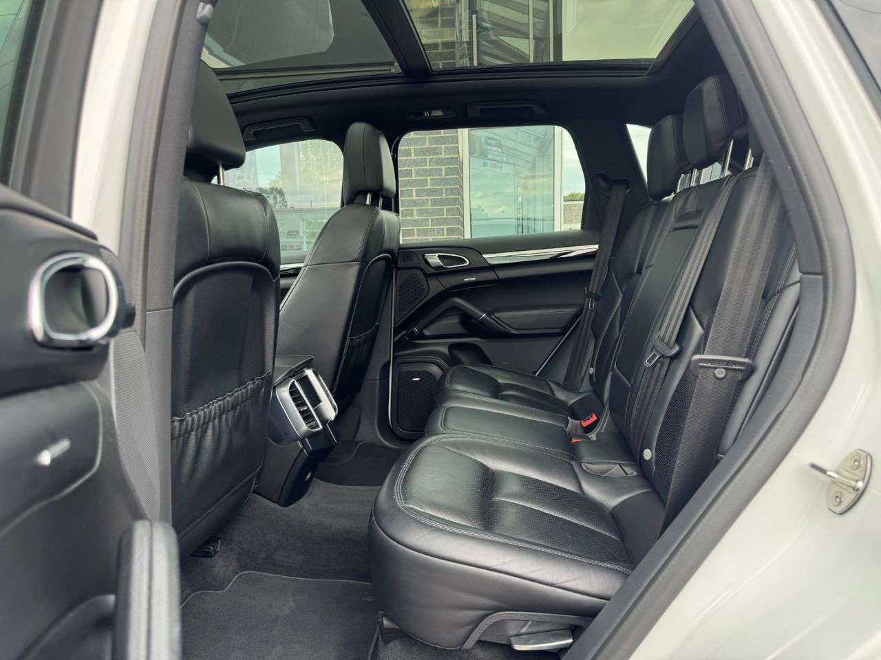 2017 PORSCHE CAYENNE 2017 PORSCHE CAYENNE