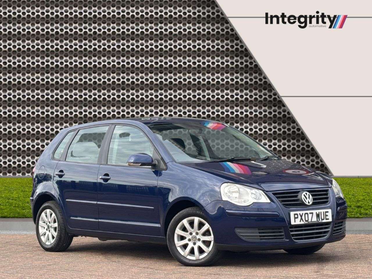 A 2007 VOLKSWAGEN POLO 1.4 SE Hatchback 5dr Petrol Manual (155 g/km, 79 bhp) A 2007 VOLKSWAGEN POLO 1.4 SE Hatchback 5dr Petrol Manual (155 g/km, 79 bhp)