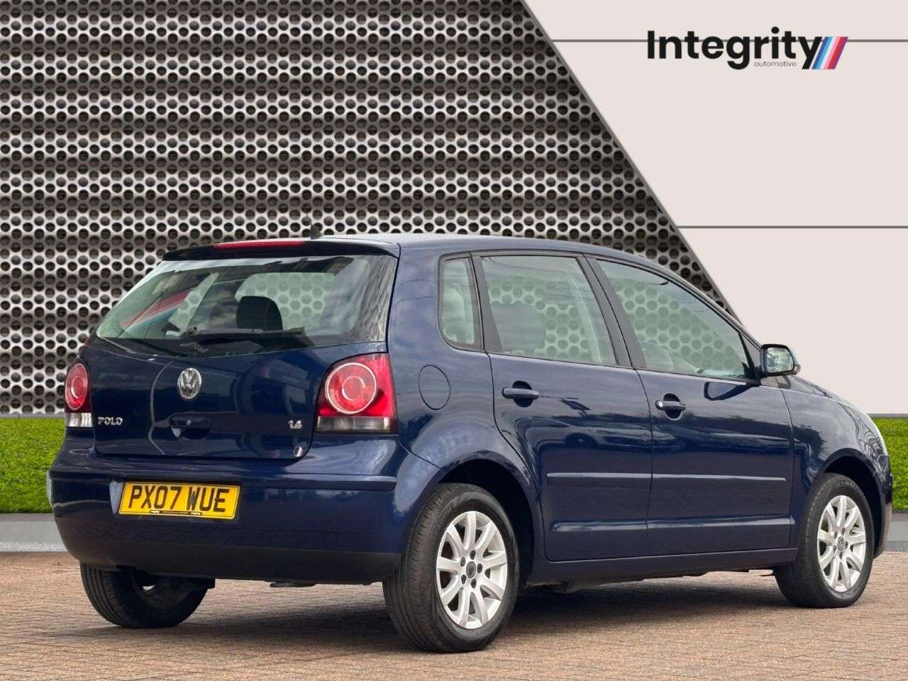 A 2007 VOLKSWAGEN POLO 1.4 SE Hatchback 5dr Petrol Manual (155 g/km, 79 bhp) A 2007 VOLKSWAGEN POLO 1.4 SE Hatchback 5dr Petrol Manual (155 g/km, 79 bhp)