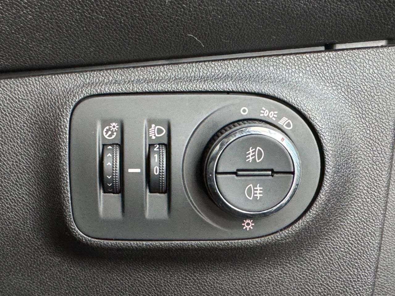 2017 VAUXHALL CORSA 2017 VAUXHALL CORSA