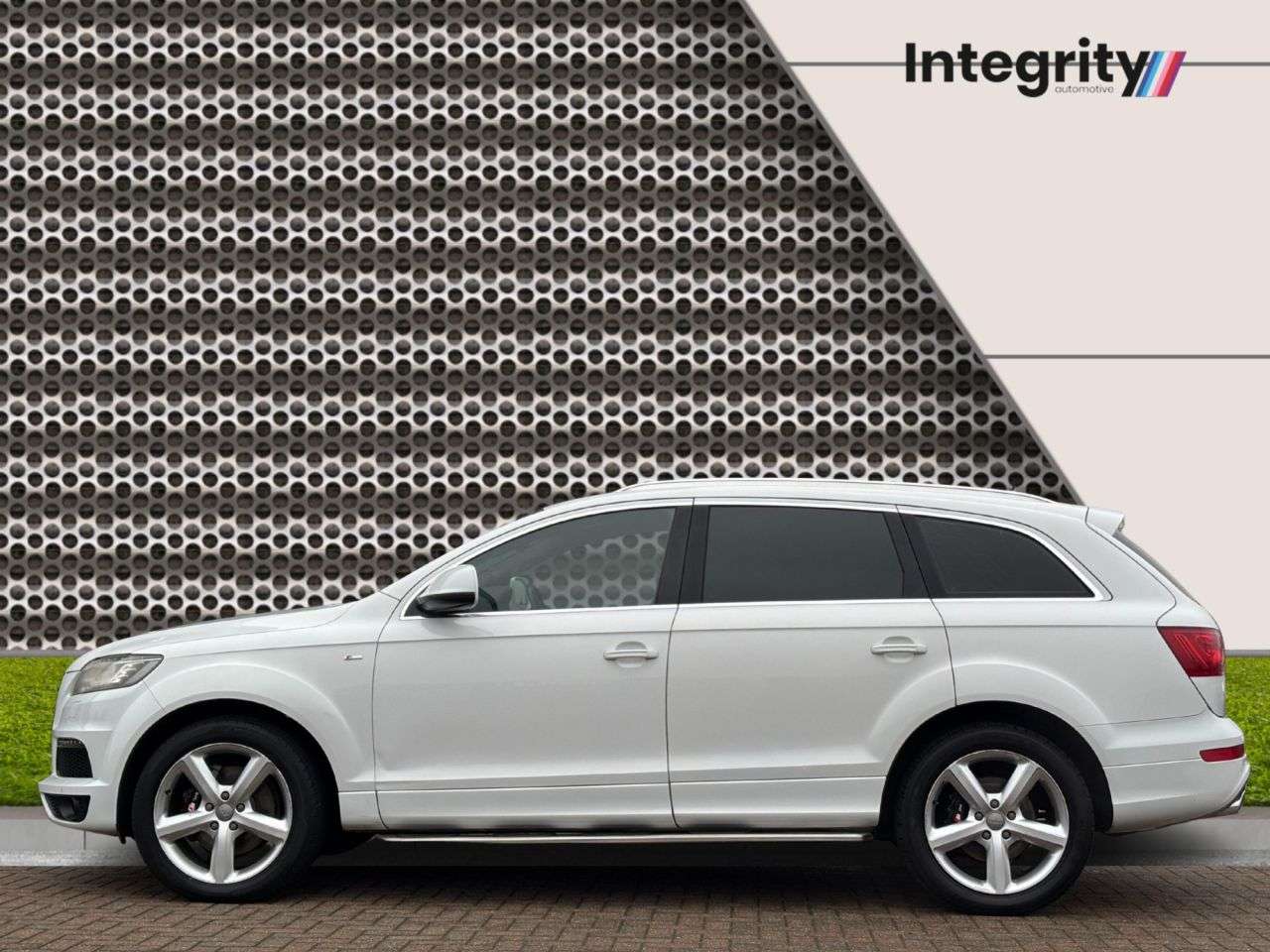 0 AUDI Q7 0 AUDI Q7