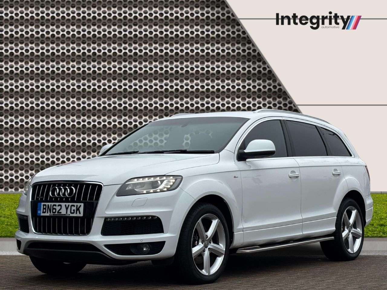 0 AUDI Q7 0 AUDI Q7
