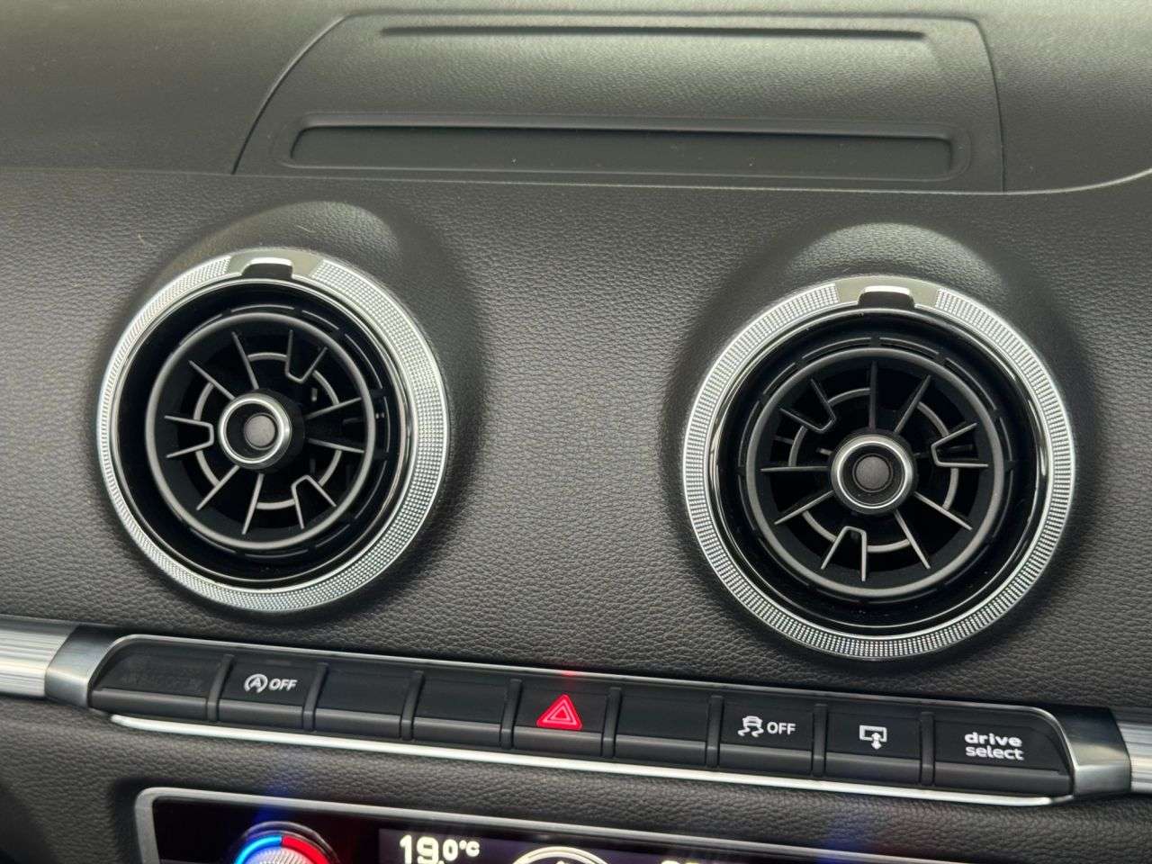 2016 AUDI A3 CABRIOLET 2016 AUDI A3 CABRIOLET