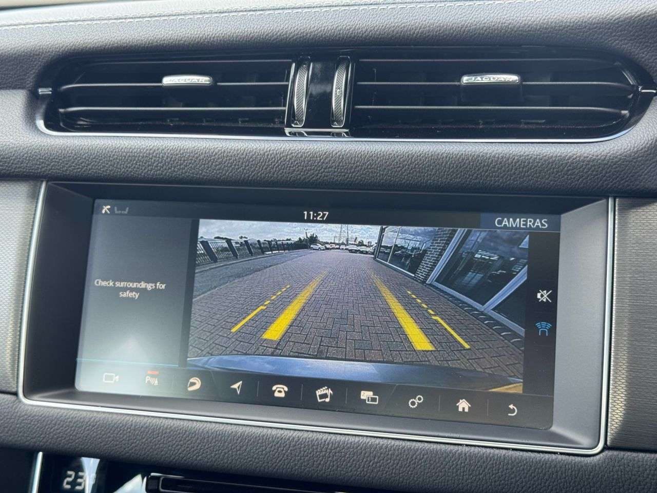 2017 JAGUAR XF 2017 JAGUAR XF