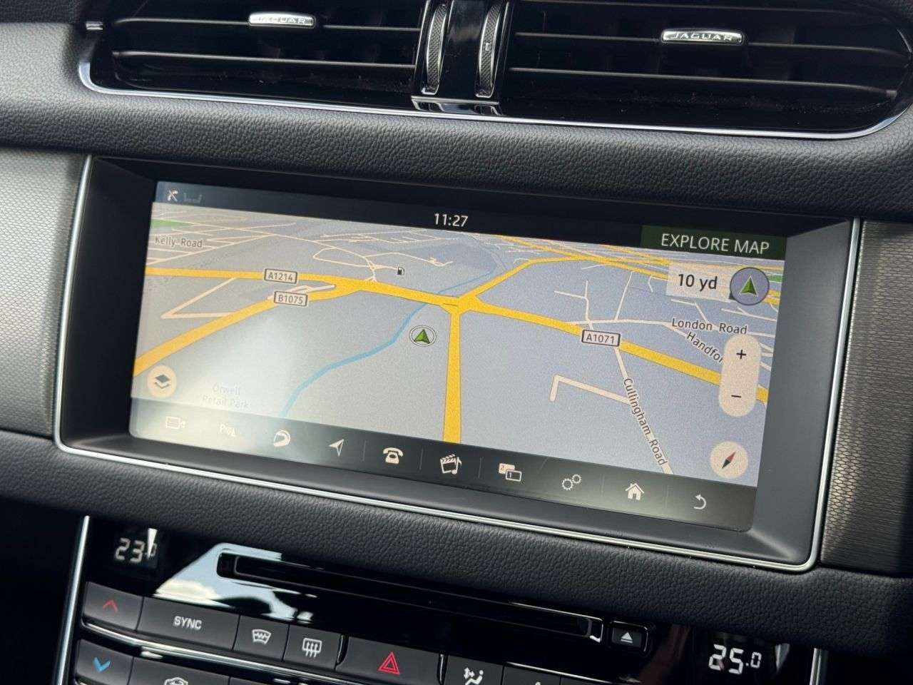 2017 JAGUAR XF 2017 JAGUAR XF