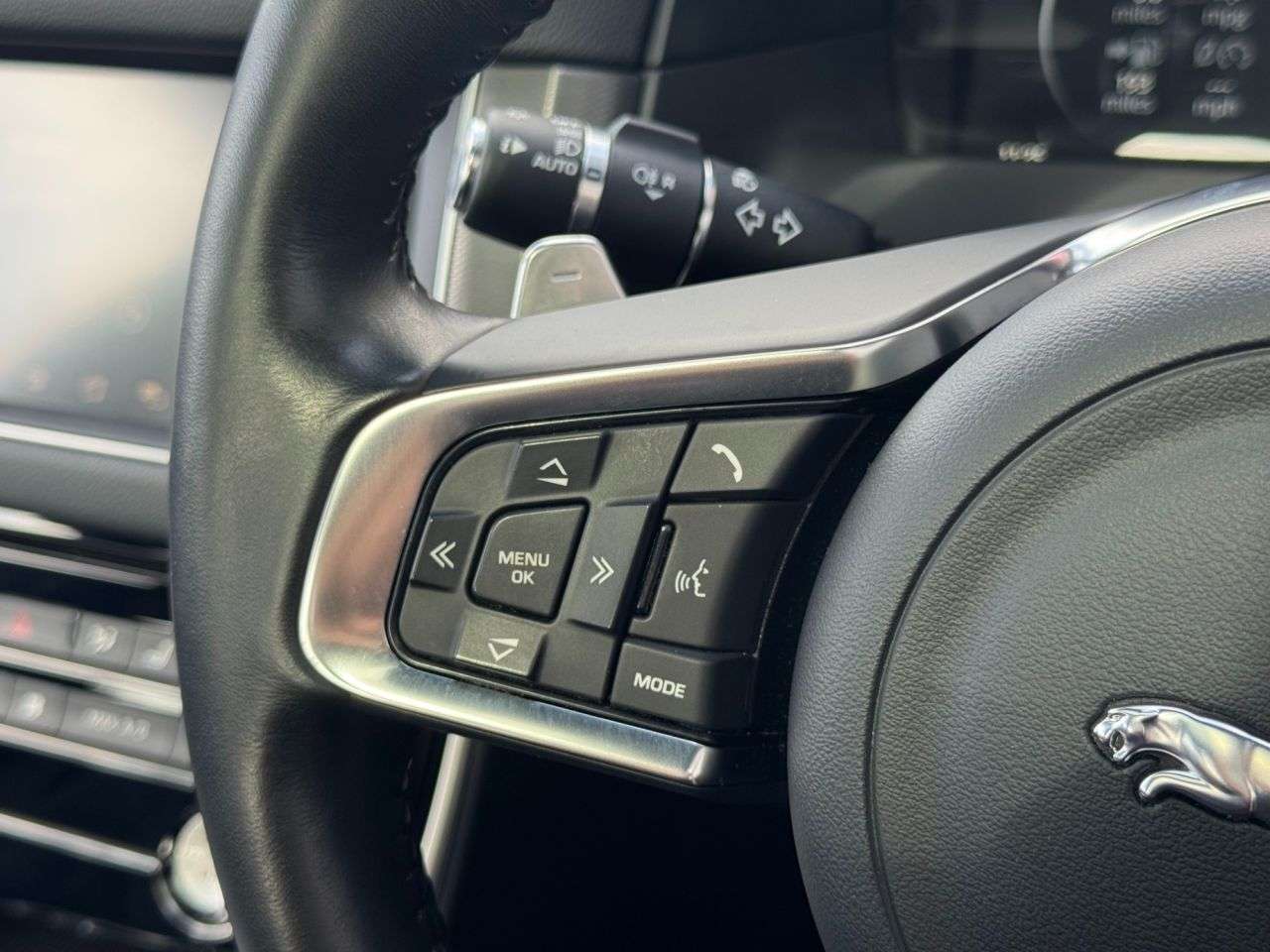 2017 JAGUAR XF 2017 JAGUAR XF