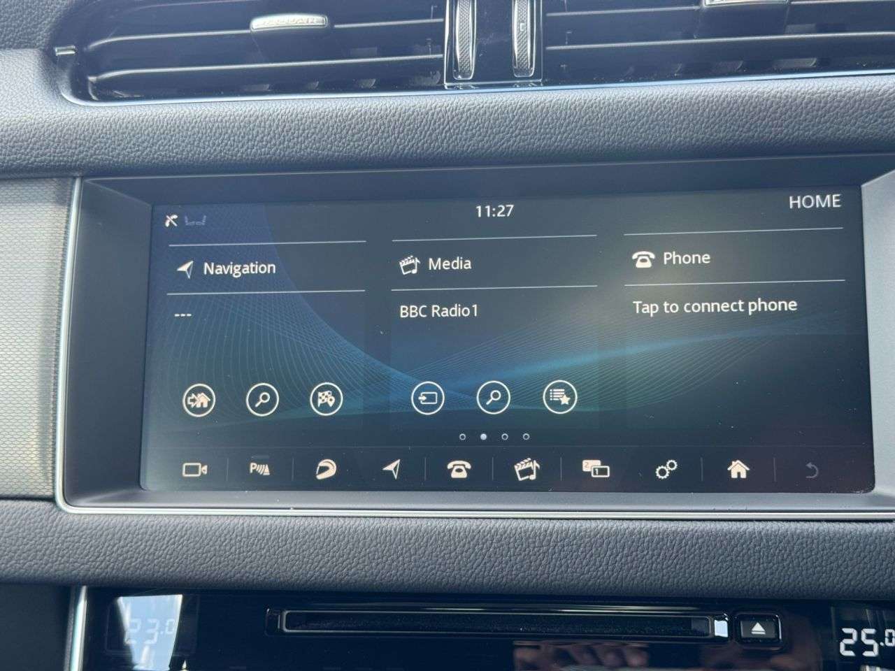 2017 JAGUAR XF 2017 JAGUAR XF