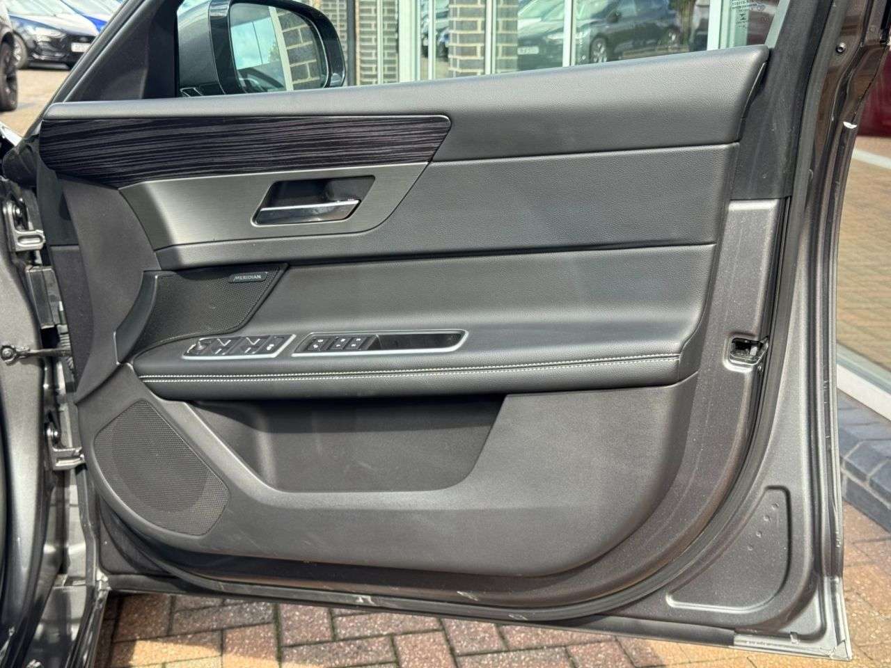 2017 JAGUAR XF 2017 JAGUAR XF